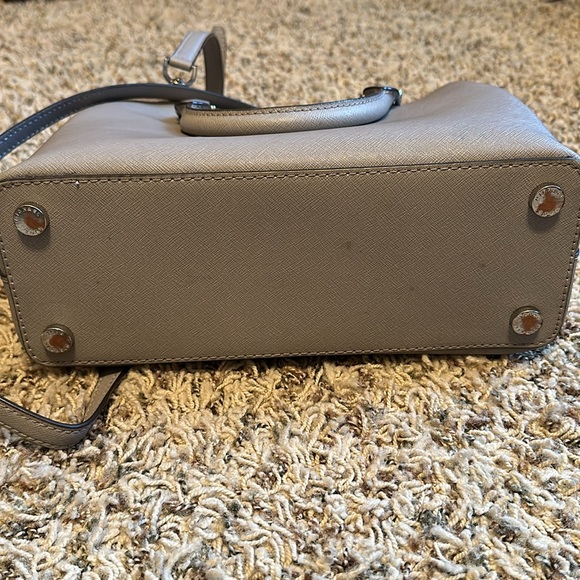 Michael Kors Savannah Crossbody - Picture 8 of 16